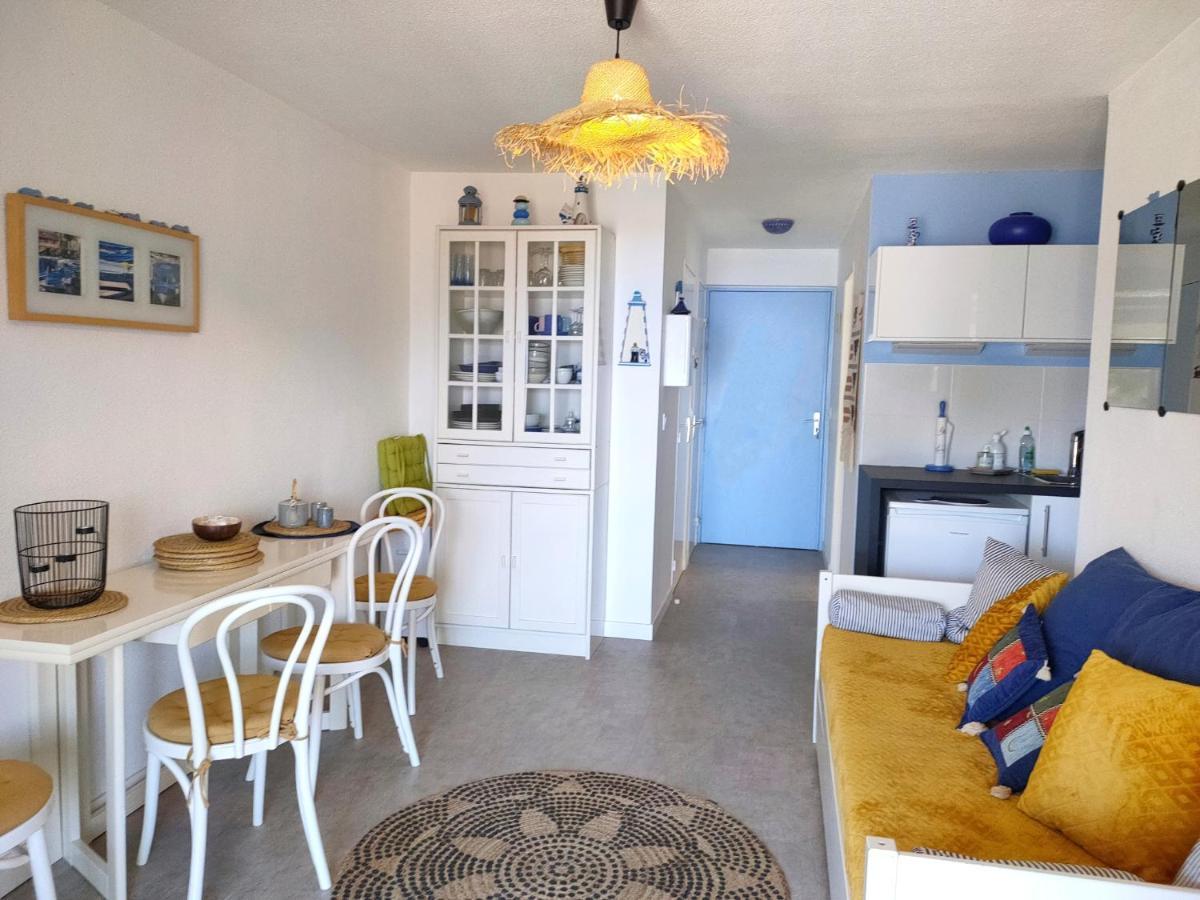 Appartement avec terrasse vue mer, proximité plage, place parking Sanary-sur-Mer Buitenkant foto