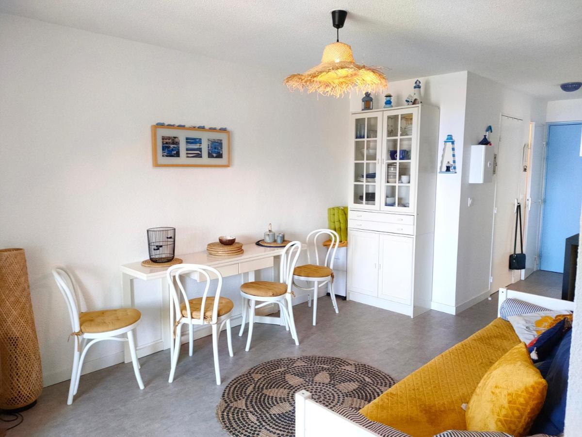 Appartement avec terrasse vue mer, proximité plage, place parking Sanary-sur-Mer Buitenkant foto
